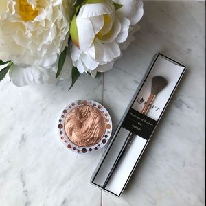 JCat Baked Highlighter & KARA Highlighting Brush